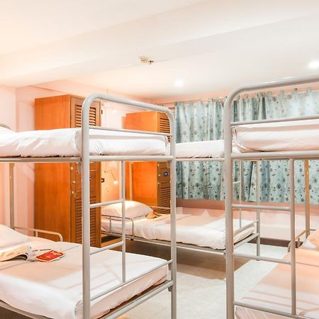 Hostel 8 Sukhumvit Soi 8 Bangkok Room photo